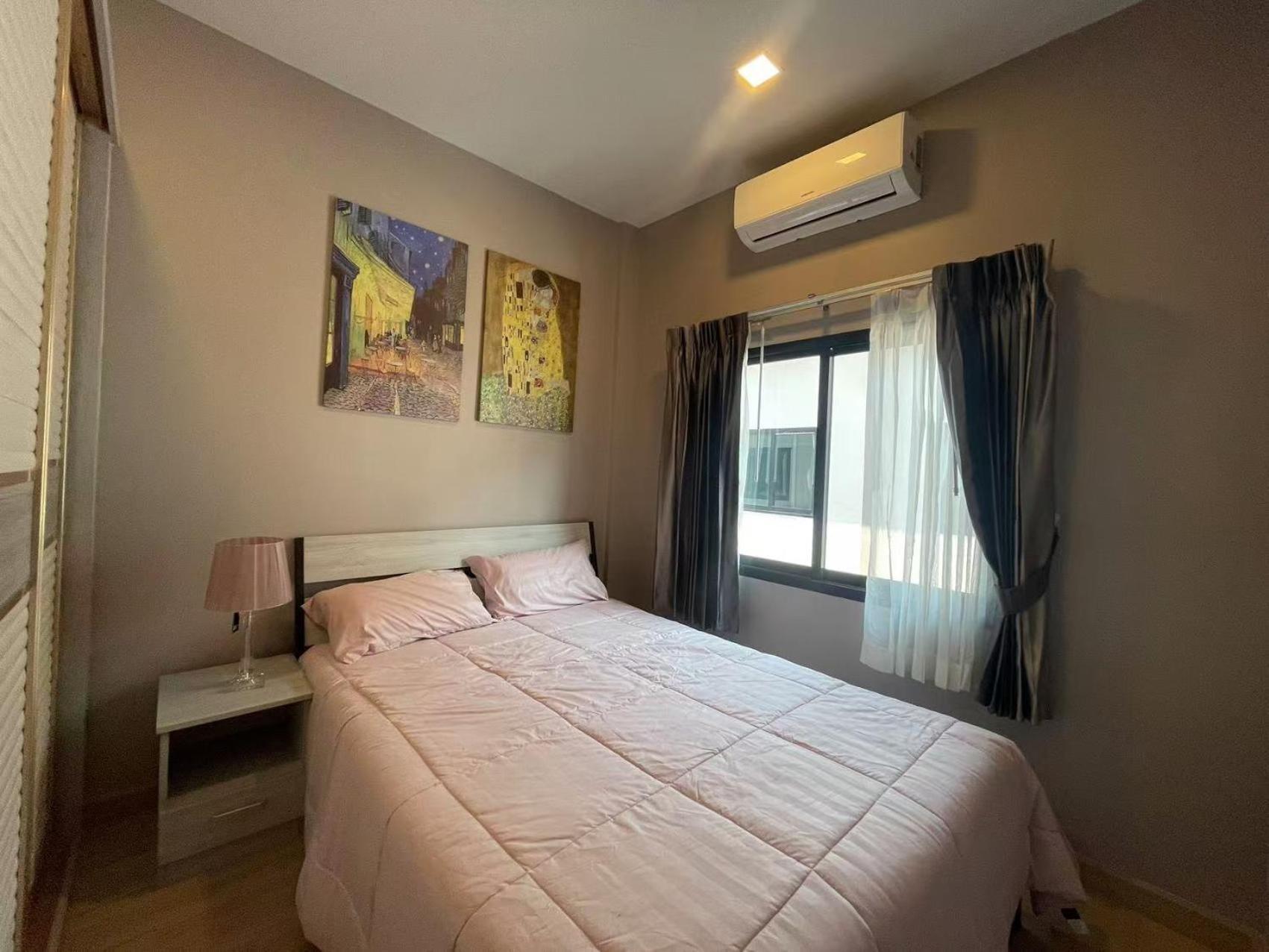 Long-term Renting Benefits Jomtien The Venice วิลล่า